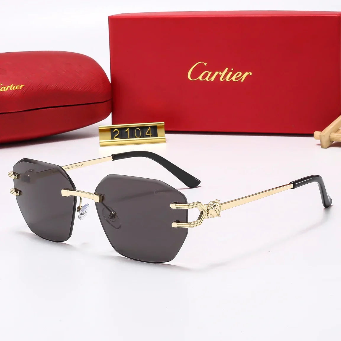 Fashion hot 6 color sunglasses 2104
